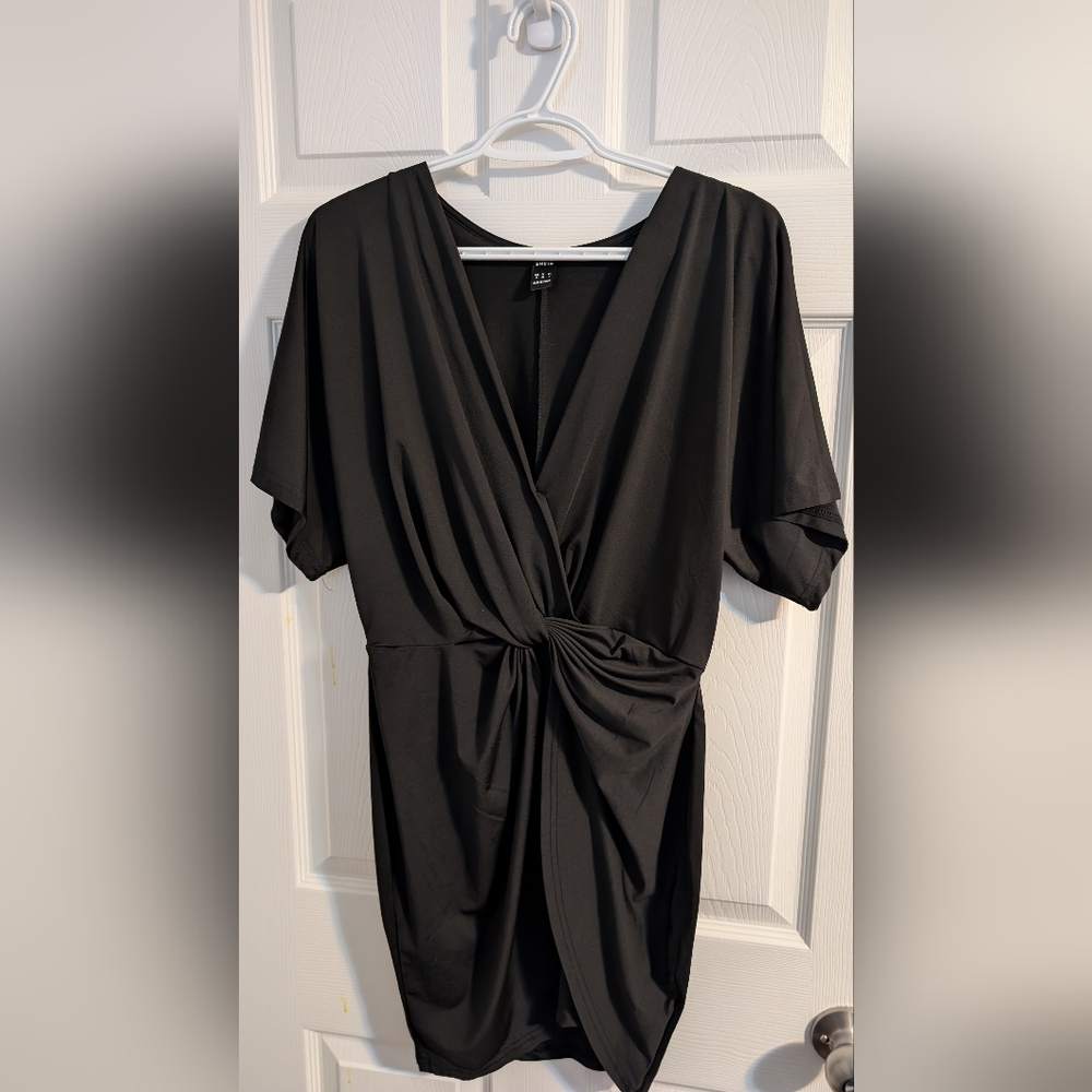 💙SHEIN 💙Black Wrap Dress (Or Top)